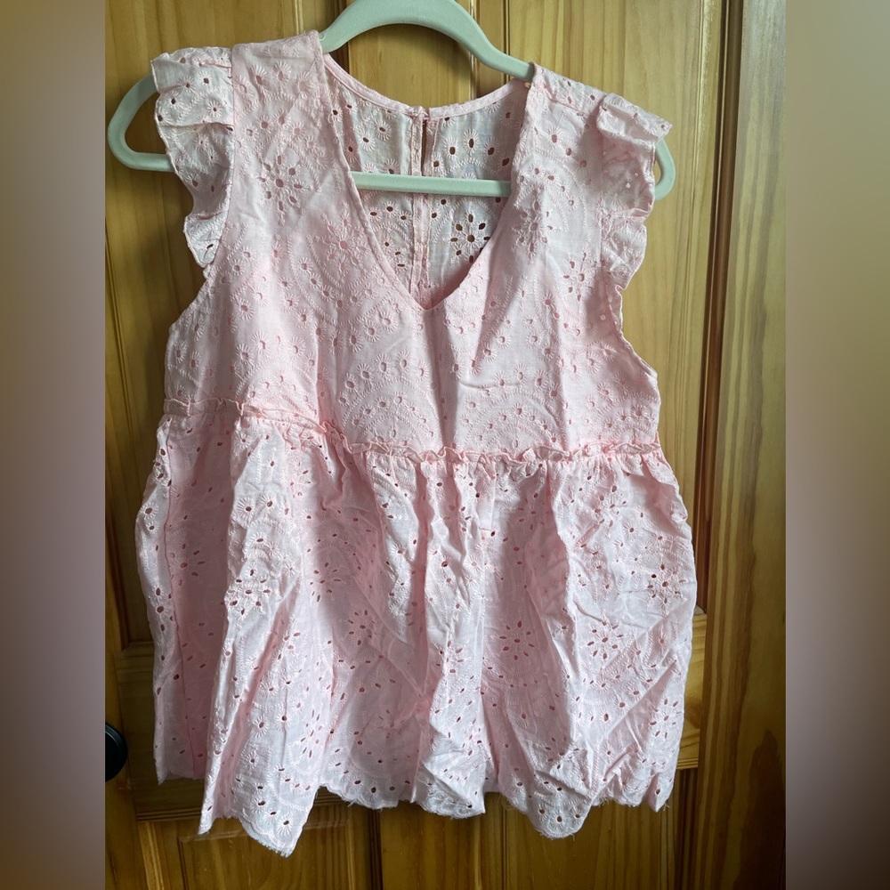 Cute pink summer top new from local boutique